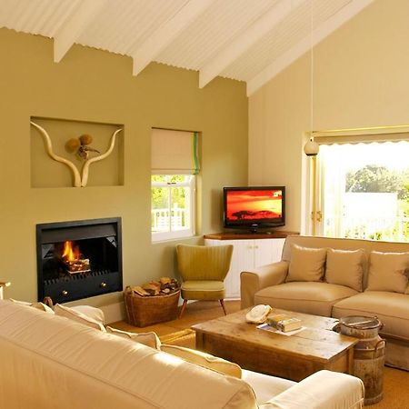 The M A P Room At Aloe Corner Self Catering Franschhoek Esterno foto